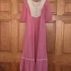 Vintage Women’s Hawaiian Muʻumuʻu